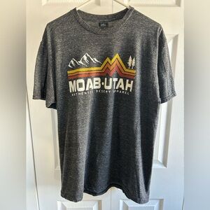 Moab Utah shirt large